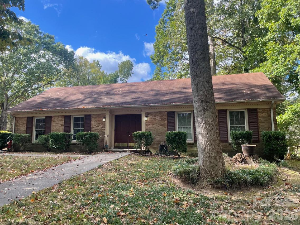 7808 Elwood Dr., Charlotte, NC 28227