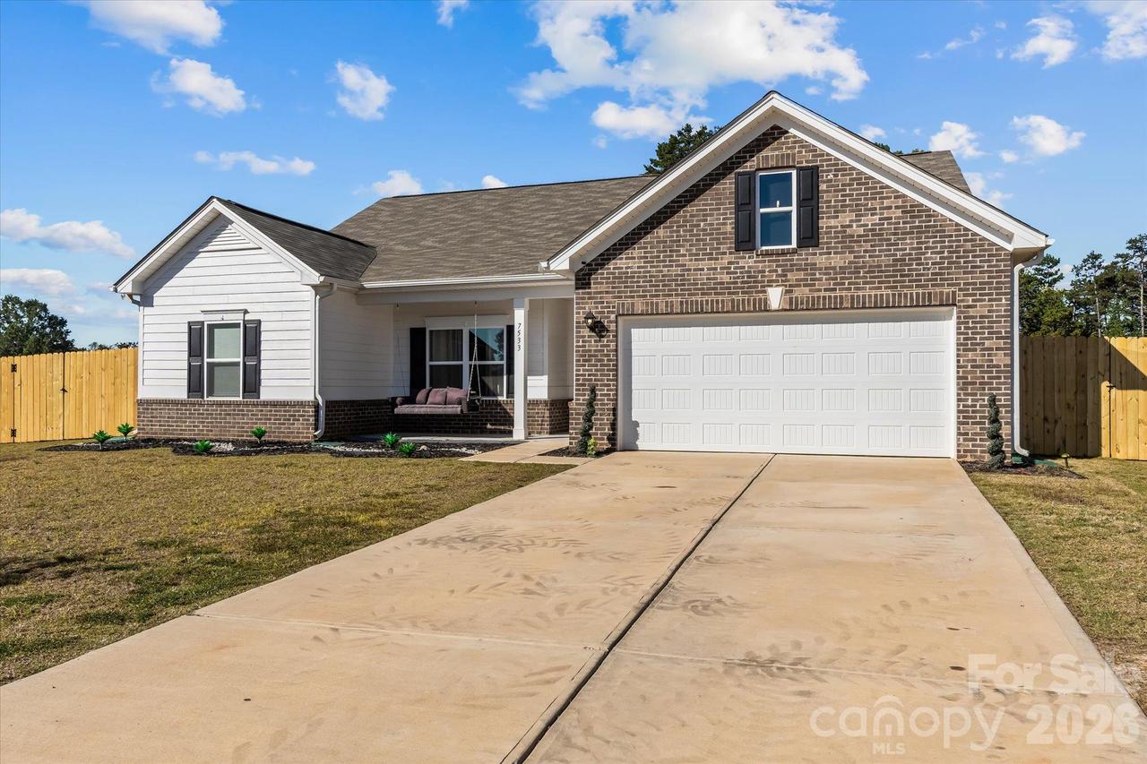 7533 Bridle Ct. #5, Sherrills Ford, NC 28673