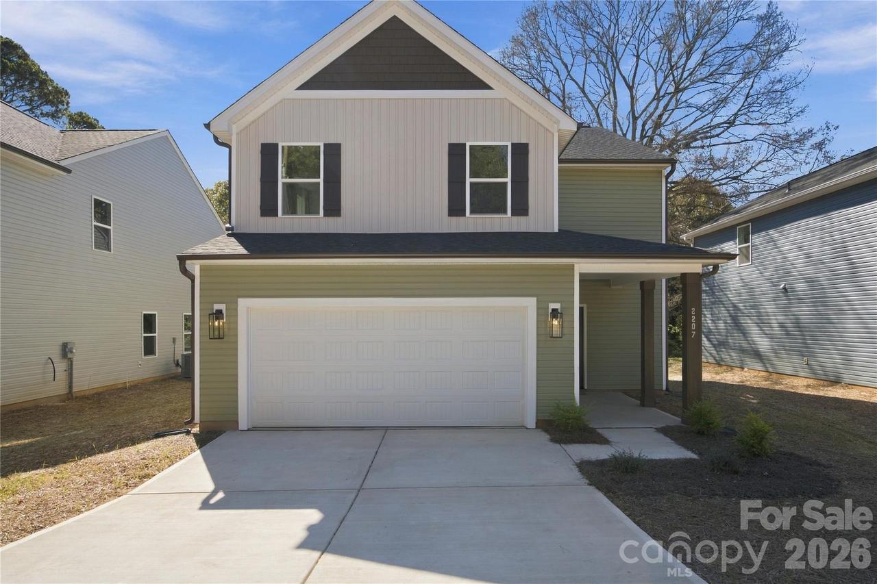 2207 W Seventh Ave., Gastonia, NC 28052
