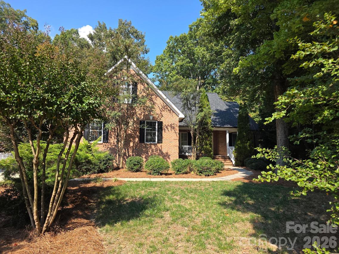 40255 Falconcrest Ln., New London, NC 28127