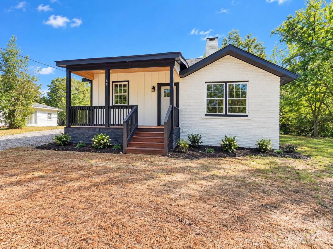 109 2nd St., Lilesville, NC 28091