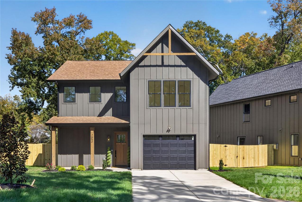 3850 Avalon Ave., Charlotte, NC 28208