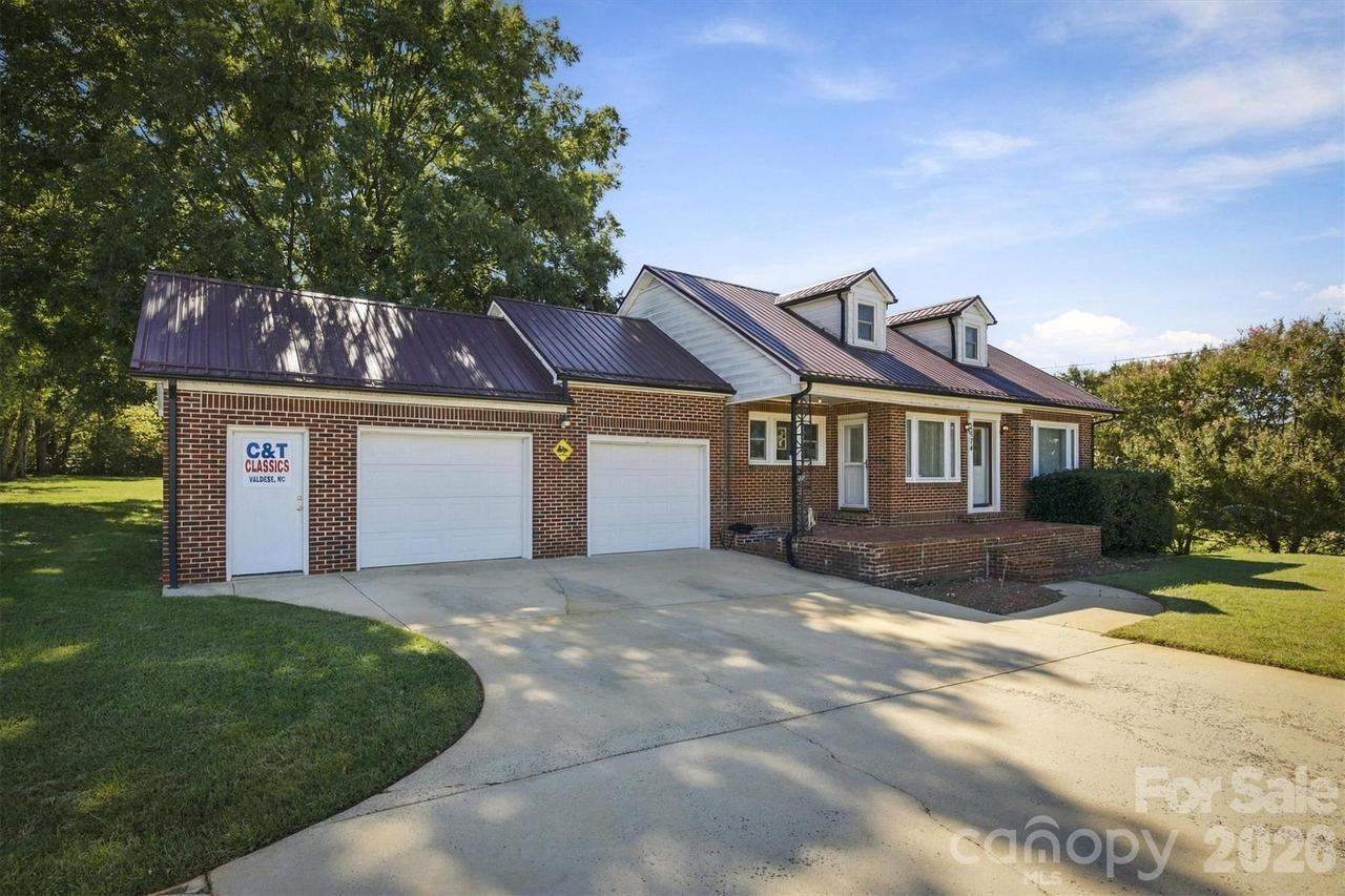 2674 Us 70 Hwy., Morganton, NC 28655