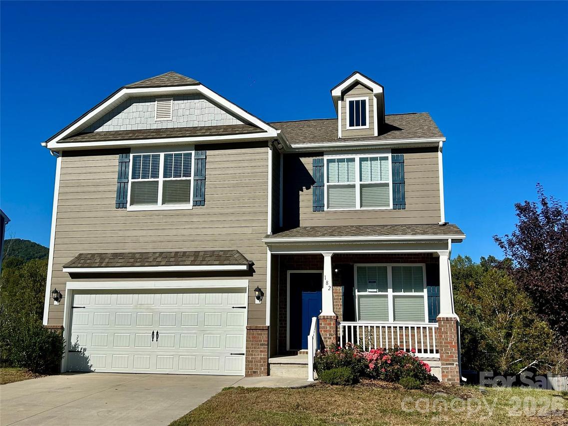 182 Marathon Ln., Candler, NC 28715