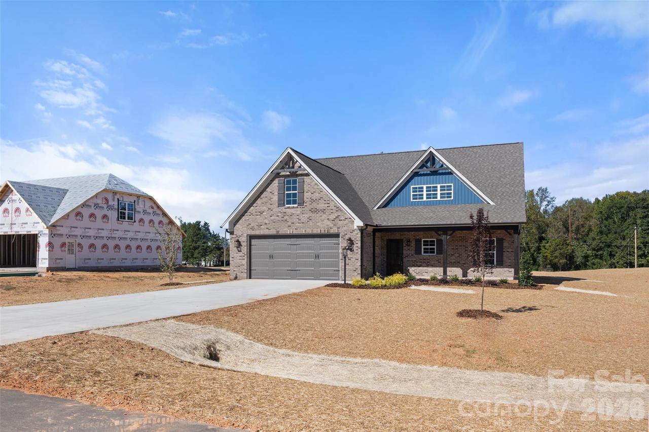 131 Canton Dr., Lexington, NC 27295