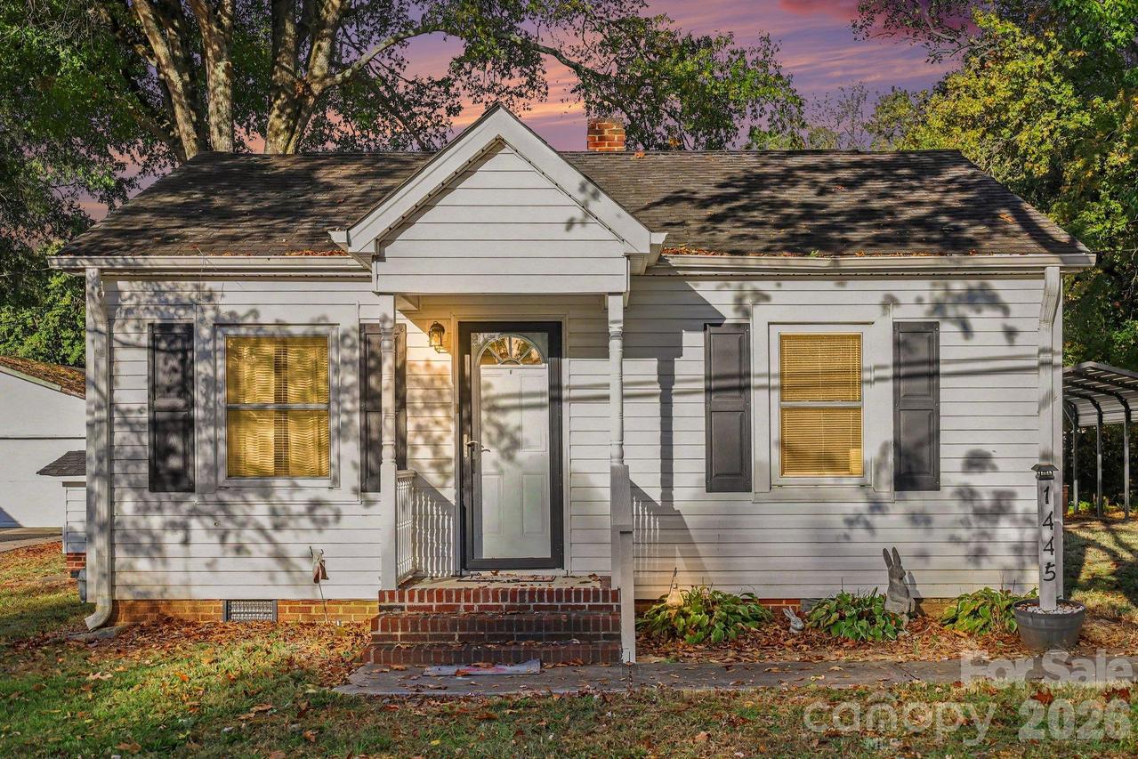 1445 Midlake Rd., Kannapolis, NC 28083