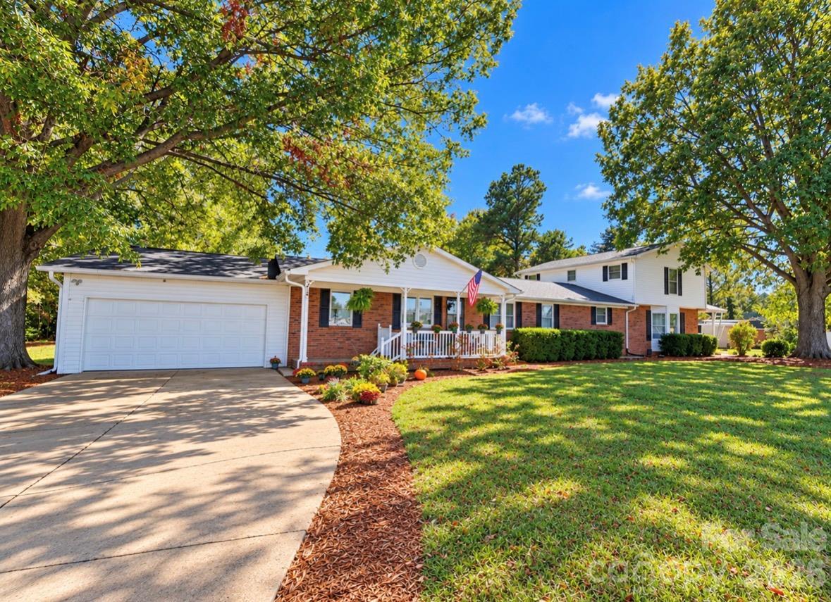 375 & 377 Talbert Rd., Mooresville, NC 28117