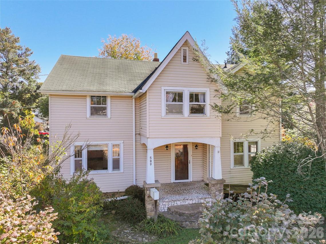 589 Pisgah Dr., Canton, NC 28716