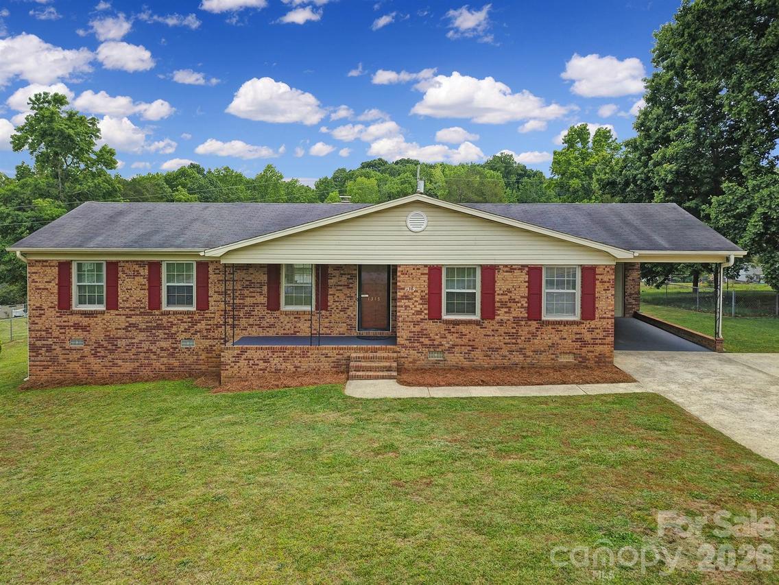 1315 Shady Oak Tr., Gastonia, NC 28052