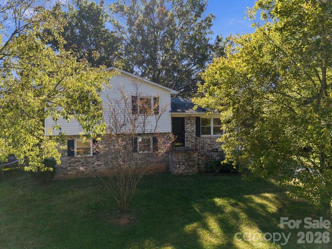 1530 Kingston Dr., Kannapolis, NC 28083