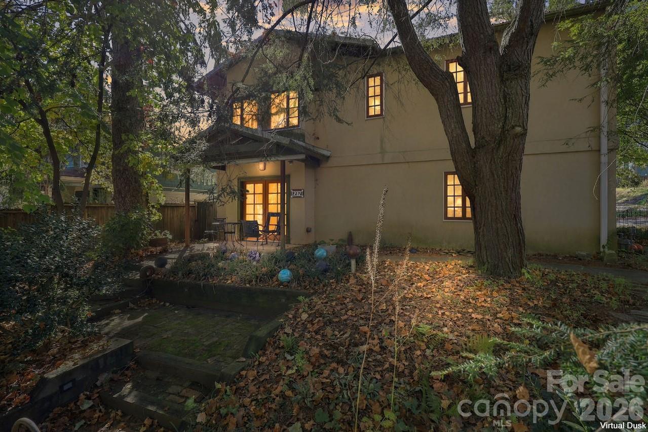 297 Hillside St., Asheville, NC 28801