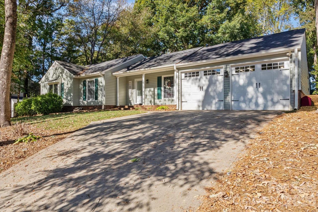 520 S Forest Ln., Belmont, NC 28012