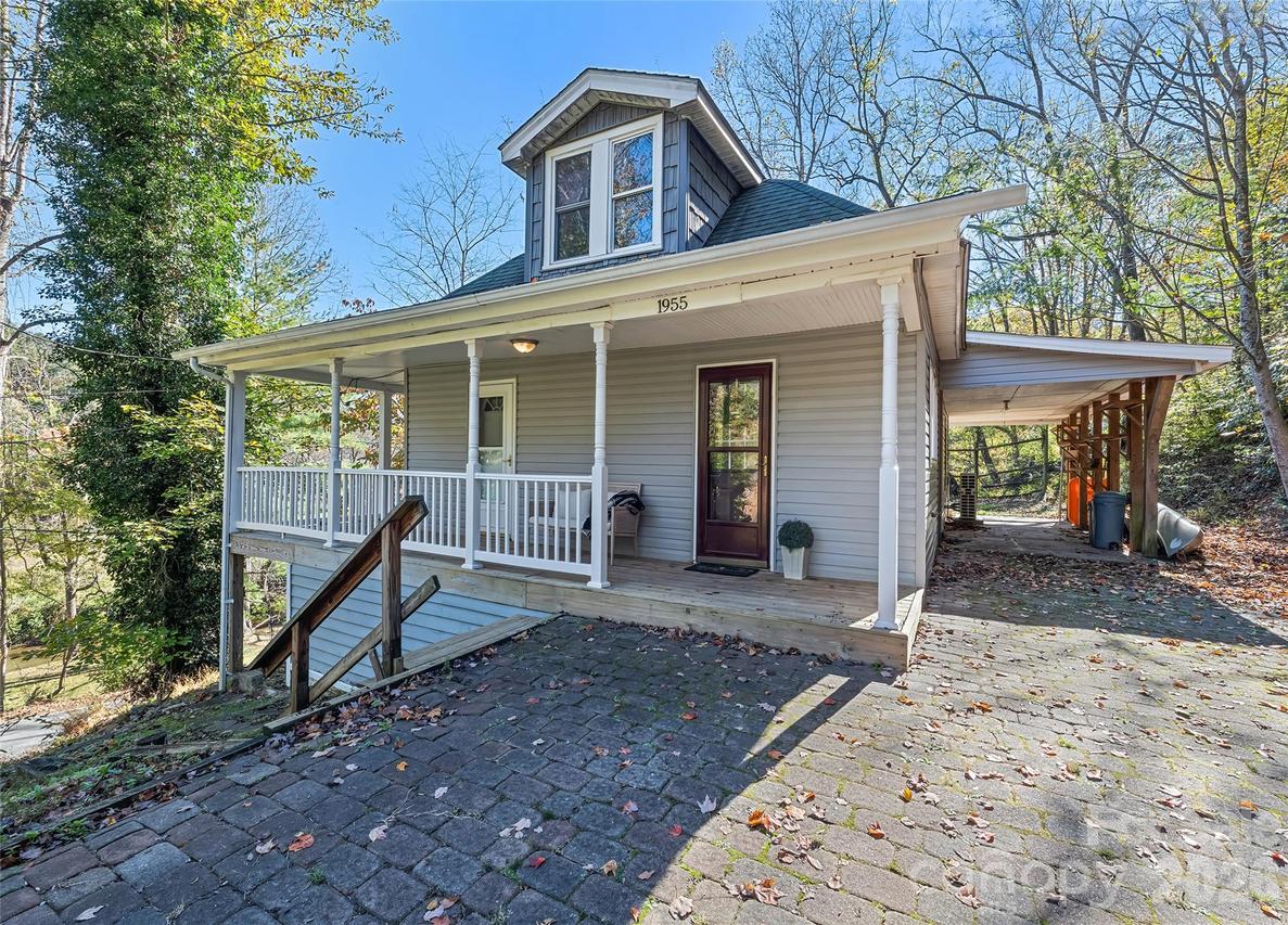 1955 Mockingbird Ln., Sylva, NC 28779