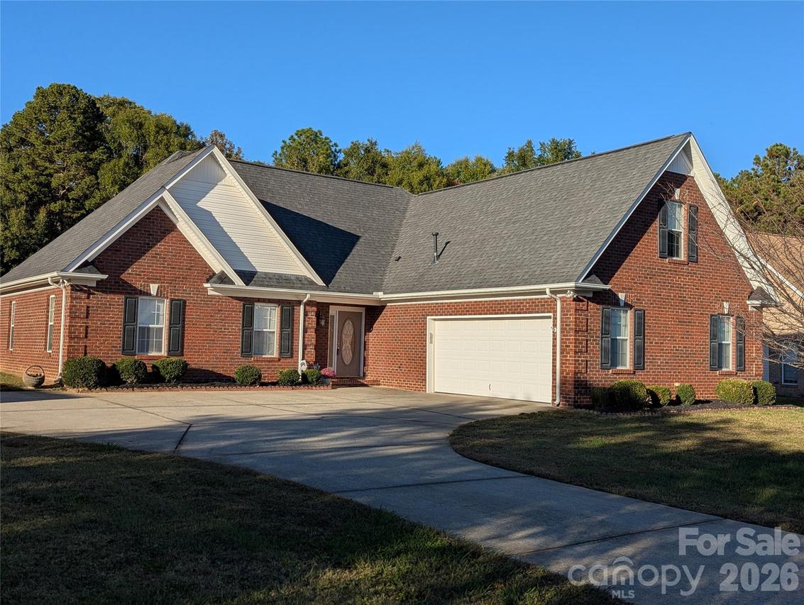 3203 Mcgee Ln., Monroe, NC 28110