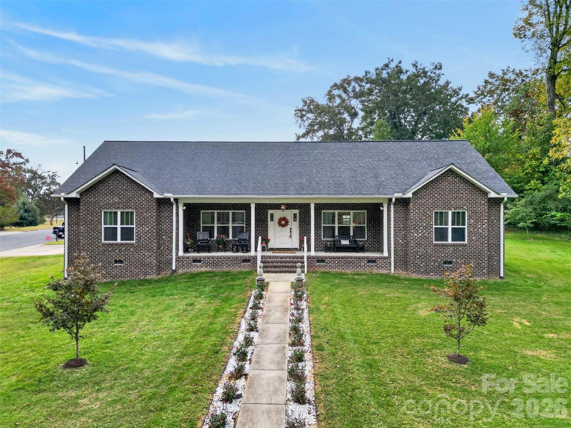 320 N Zion St., Landis, NC 28088