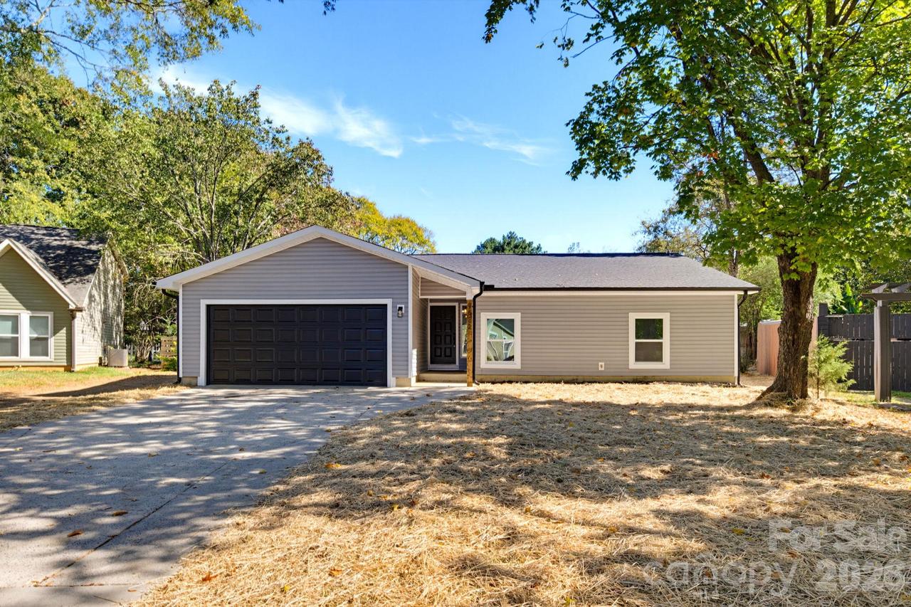 7532 Eastbourne Rd., Charlotte, NC 28227