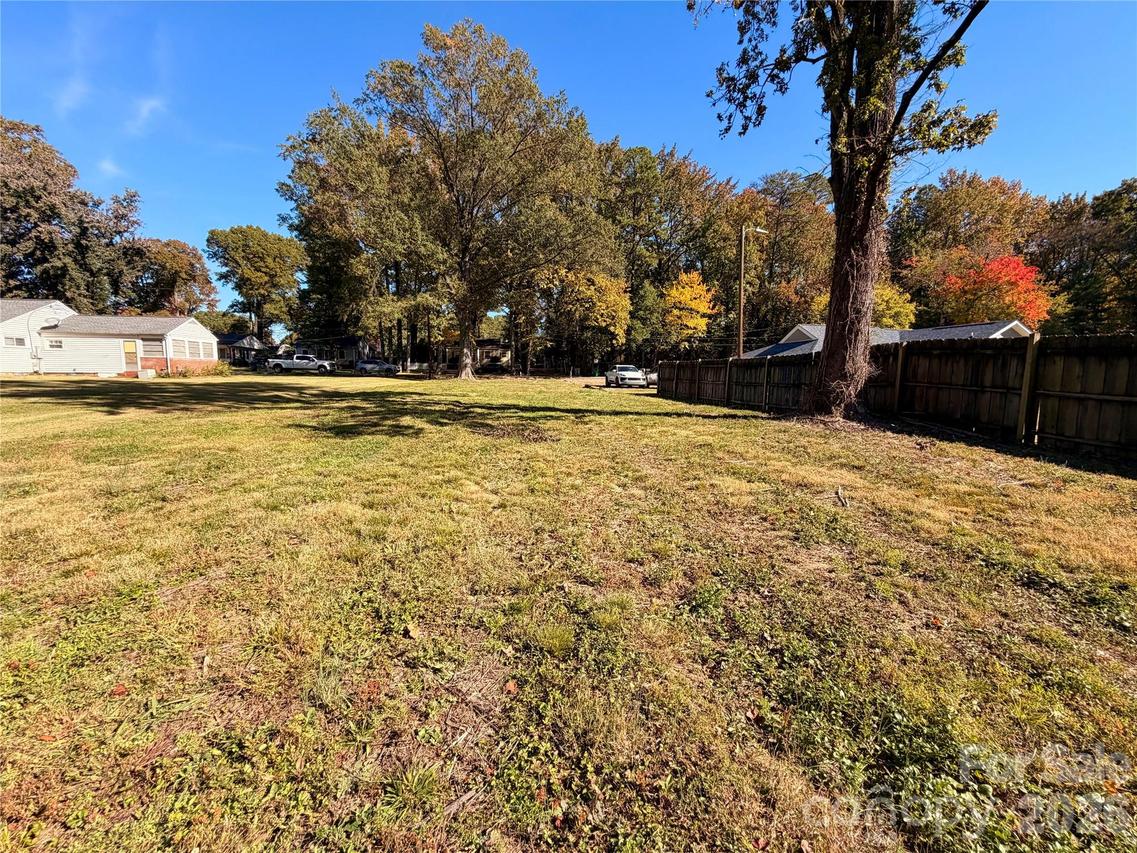 1519 Lisbon Ln., Charlotte, NC 28269