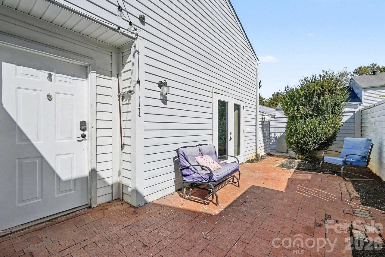 7406 Mystic Ln., Charlotte, NC 28227