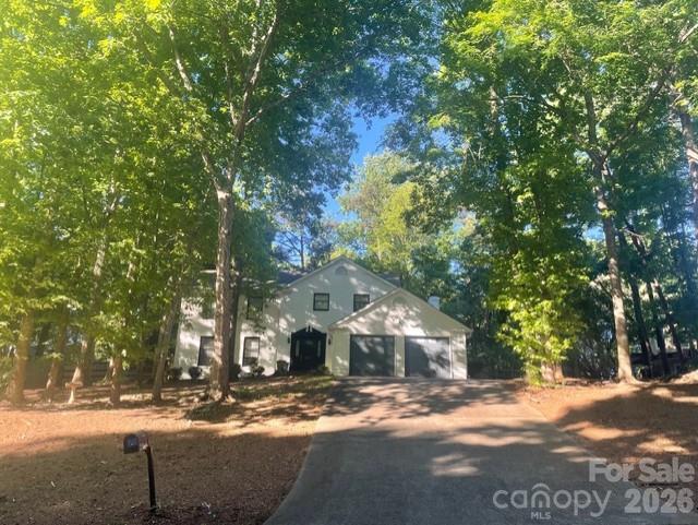 9316 Raintree Ln., Charlotte, NC 28277
