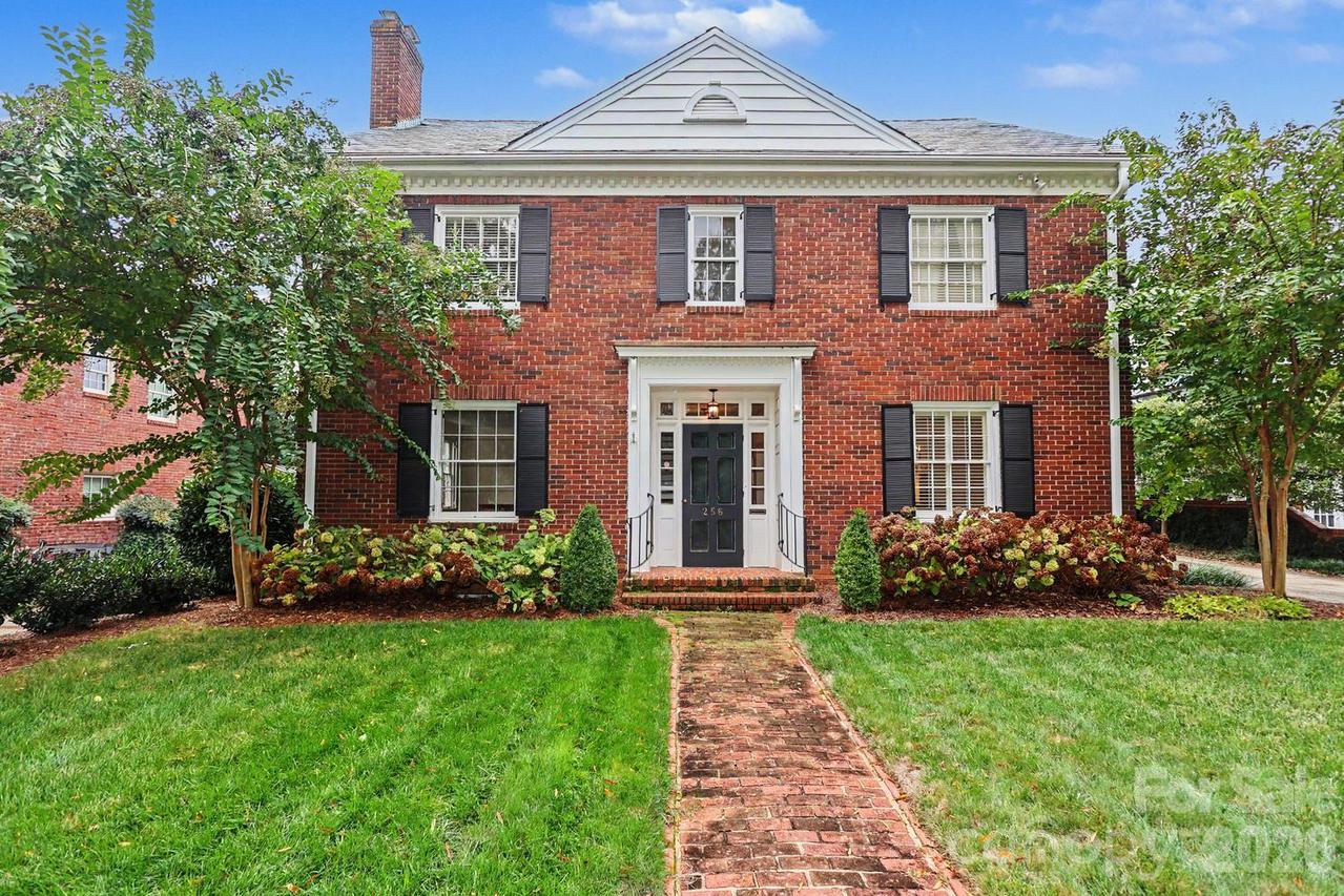 256 Hempstead Pl., Charlotte, NC 28207