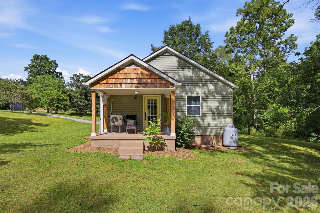 331 Johnson Caldwell Rd., Boomer, NC 28606