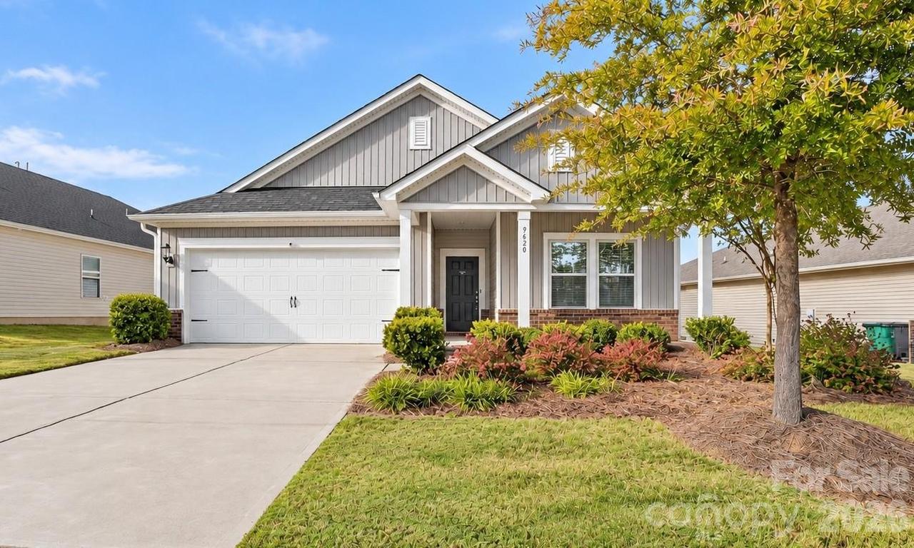 9620 Festival Way, Charlotte, NC 28215