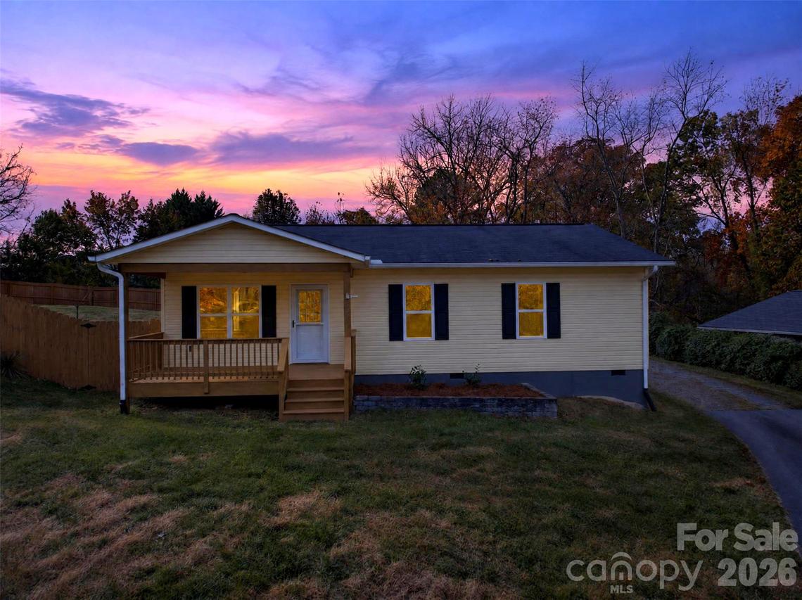 302 Spring Street St., Canton, NC 28716
