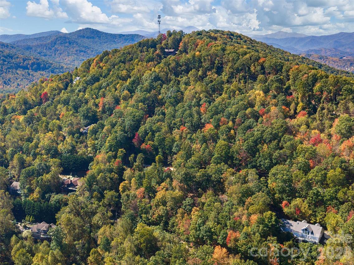 67 Gaston Mountain Rd., Asheville, NC 28806
