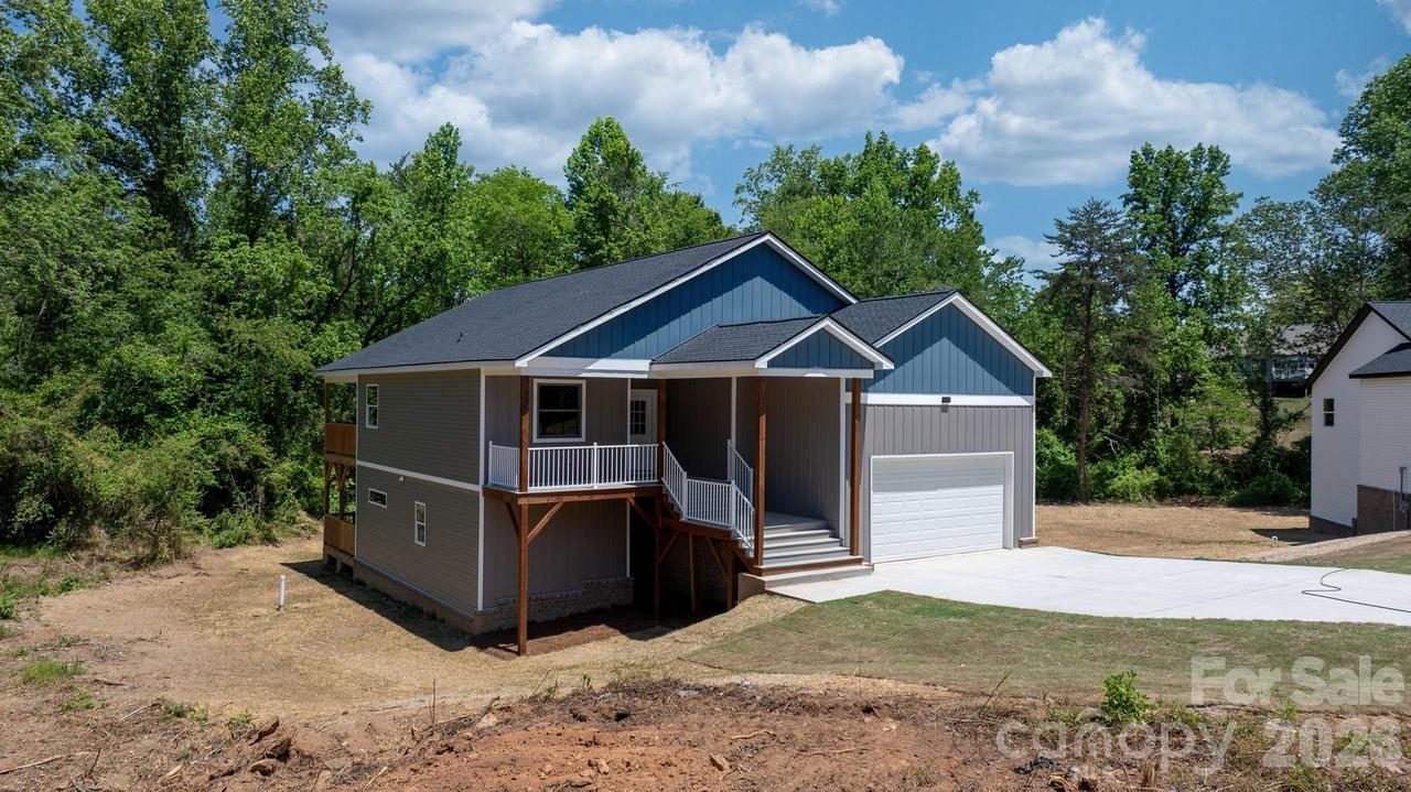 41 Tennyson Dr., Taylorsville, NC 28681