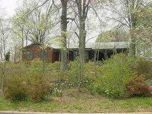 318 Rumple St., Troutman, NC 28166