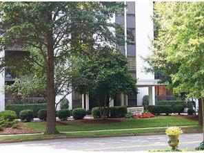 2222 Selwyn Ave. #202, Charlotte, NC 28207