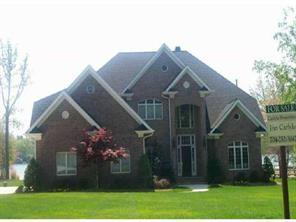 20211 Rainbow Cir., Cornelius, NC 28031