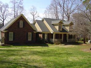 658 W Beaten Path Rd., Mooresville, NC 28117