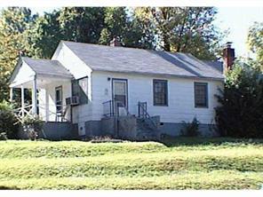 3122 Columbus Cir., Charlotte, NC 28208