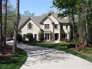 9400 Hampton Oaks Ln., Charlotte, NC 28270