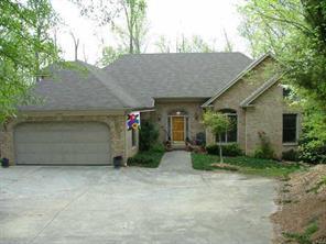 5742 Glen Forest Dr., Charlotte, NC 28226