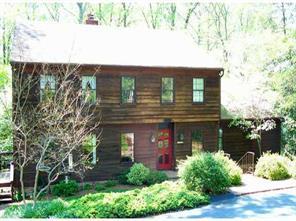 2118 Pinewood Cir., Charlotte, NC 28211