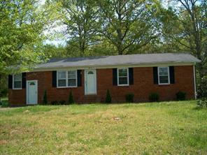 304 Peyton Ct., Waxhaw, NC 28173