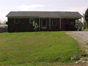 631 Lowerstone Church Rd., Rockwell, NC 28138