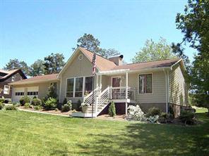 532 Woodberry Dr., Mooresville, NC 28115