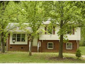 4439 Ridge Valley Dr., Charlotte, NC 28208