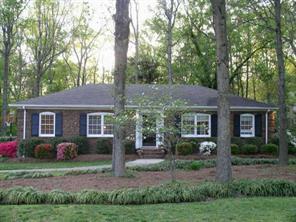 5823 Doncaster Dr., Charlotte, NC 28211