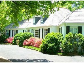 3000 Sharon Rd., Charlotte, NC 28211