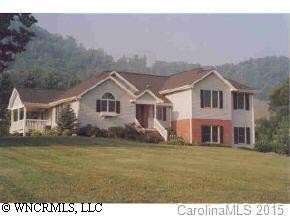 32 Banbury Ct., Waynesville, NC 28786