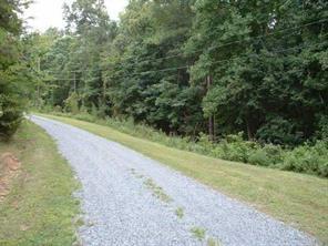 9142 Pinenoll Ln., Charlotte, NC 28216