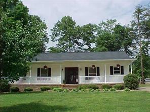7861 Sarah Dr., Denver, NC 28037