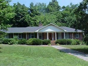 185 Hillcrest Ave., Concord, NC 28025