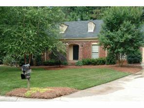 9201 Thorpe Ct., Charlotte, NC 28270