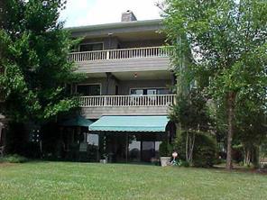 9701 Emerald Point Rd. #-, Charlotte, NC 28278