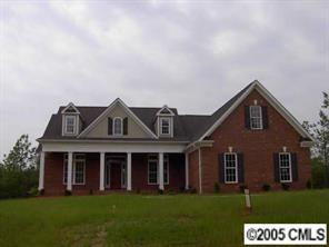 135 Honeysuckle Creek Loop, Mooresville, NC 28117